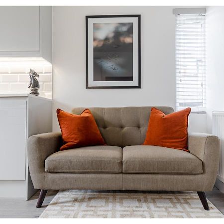 Cozy And Stylish 2 Bedroom Flat In Greater London Kültér fotó