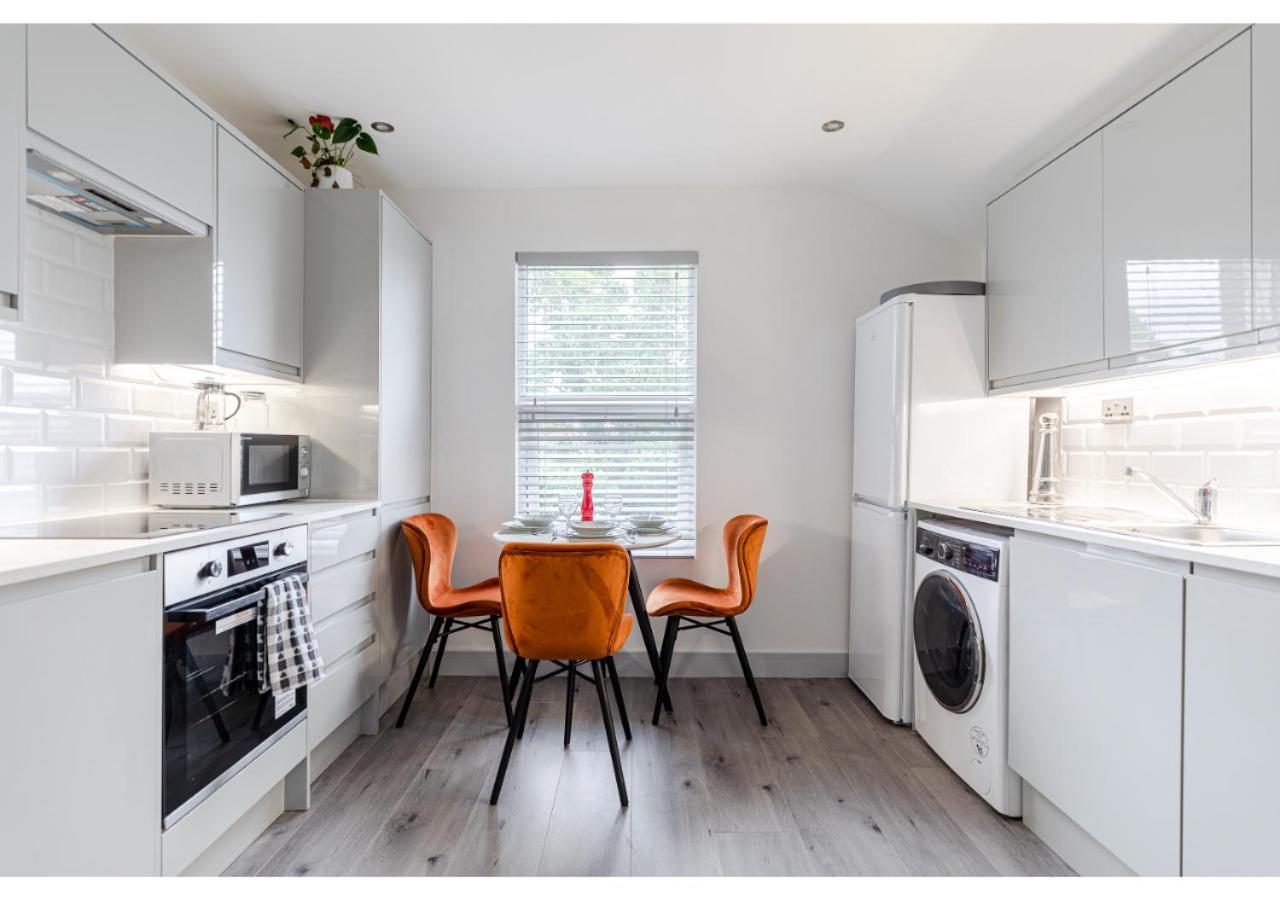 Cozy And Stylish 2 Bedroom Flat In Greater London Kültér fotó