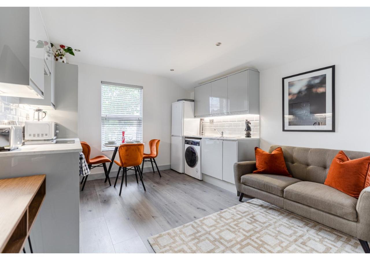 Cozy And Stylish 2 Bedroom Flat In Greater London Kültér fotó