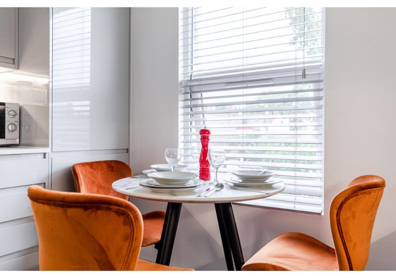 Cozy And Stylish 2 Bedroom Flat In Greater London Kültér fotó